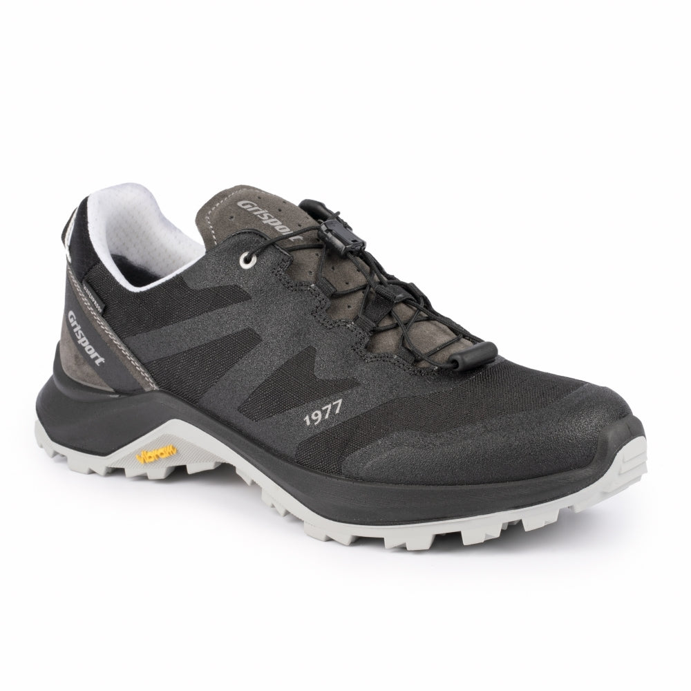 Solid black sale walking shoes