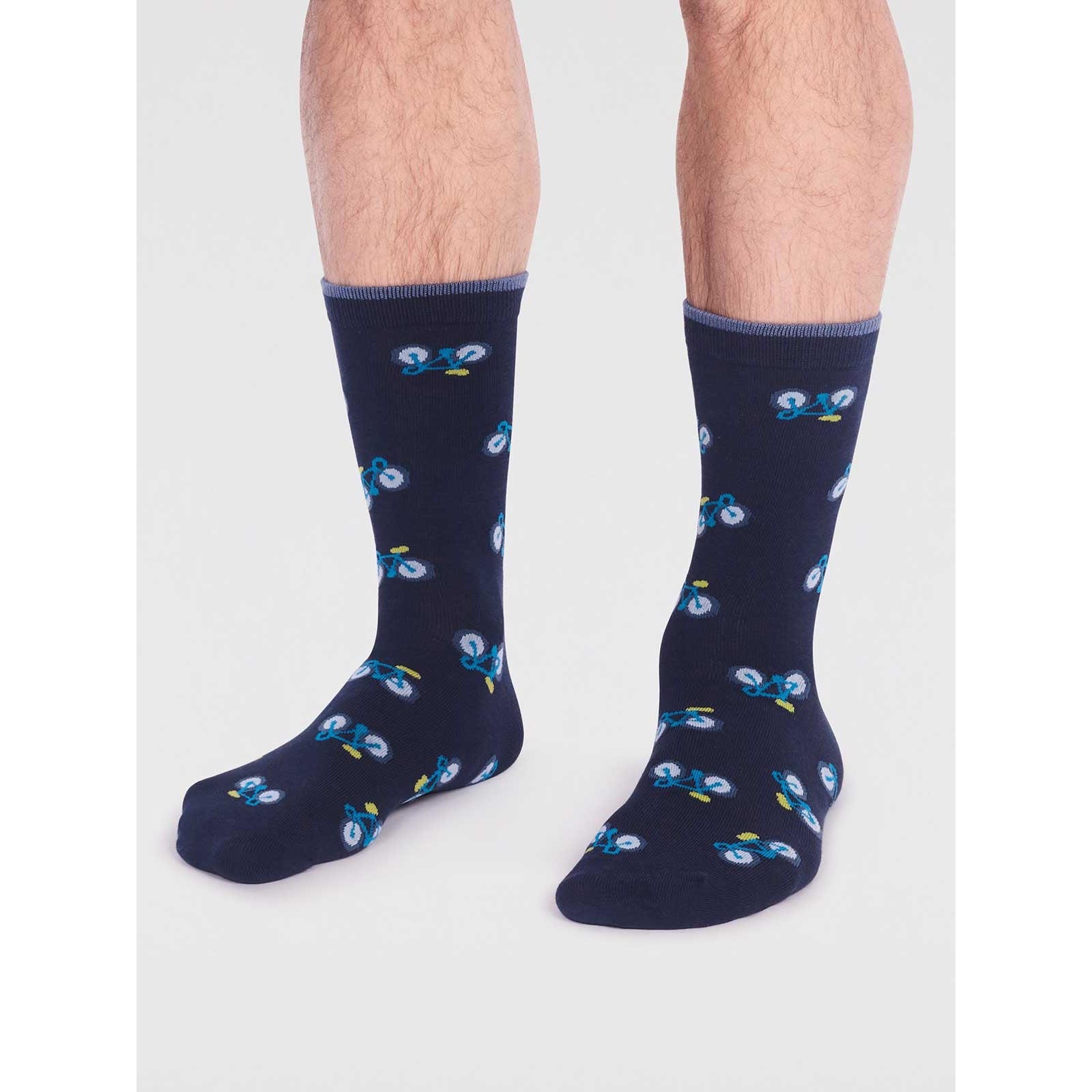 Thought SPM 785 Teri Mens Bike Bamboo Socks-elevate your sole