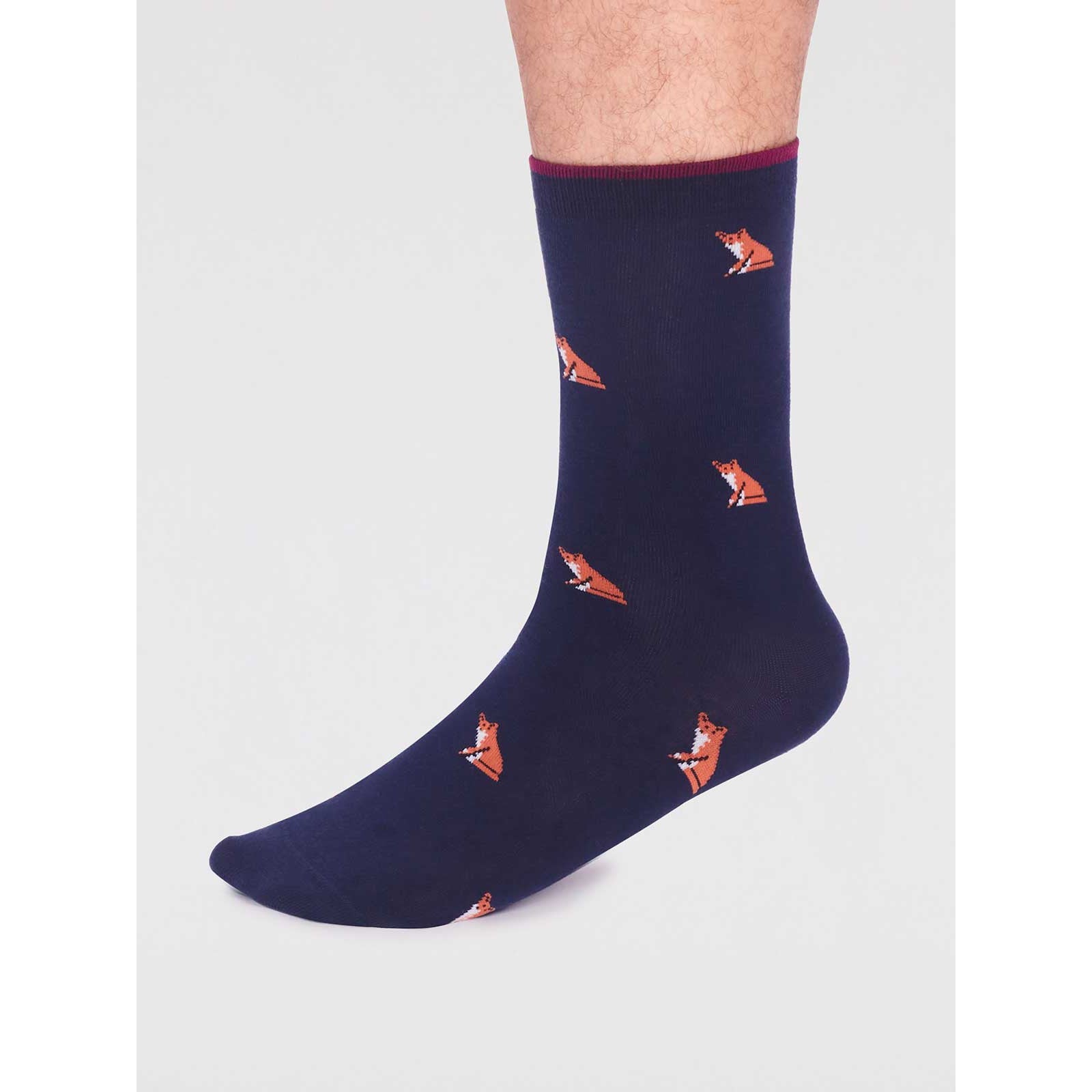 Thought SPM 810 Jamal Mens Organic Cotton Animal Socks-elevate your sole