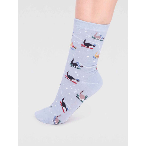 Thought SPW 822 Amaryllis Ladies Organic Cotton Skiing Cat Socks-elevate your sole